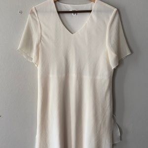 🌻 Cato Ivory Flowy Dress